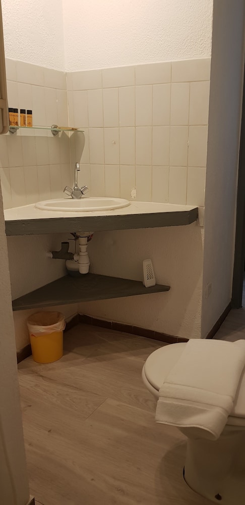Apartment (LES HIBISCUS 004) photo 3