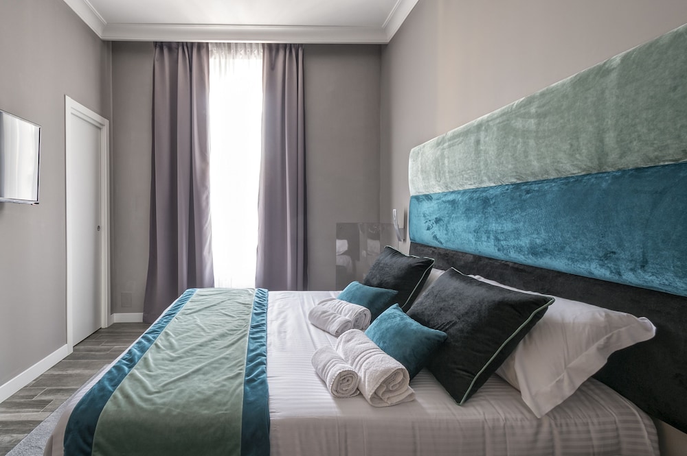 Superior Double Room, City View photo 1