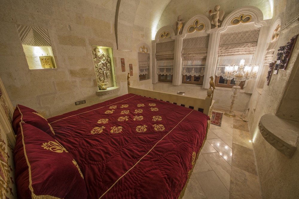 Suite, 1 Queen Bed, Terrace