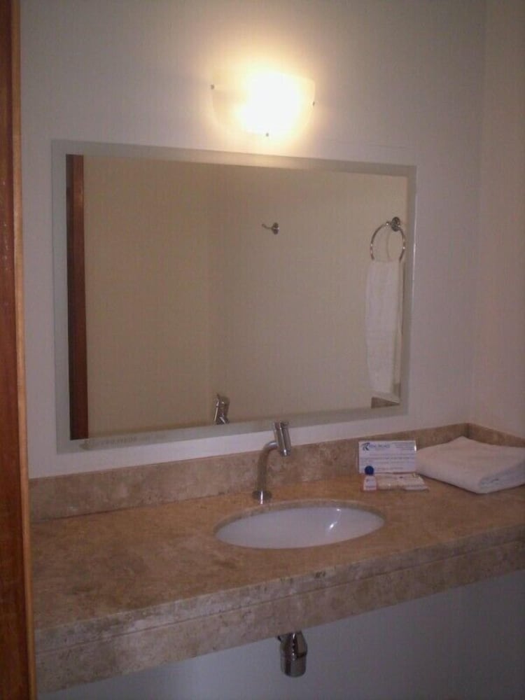 Deluxe Double or Twin Room photo 3