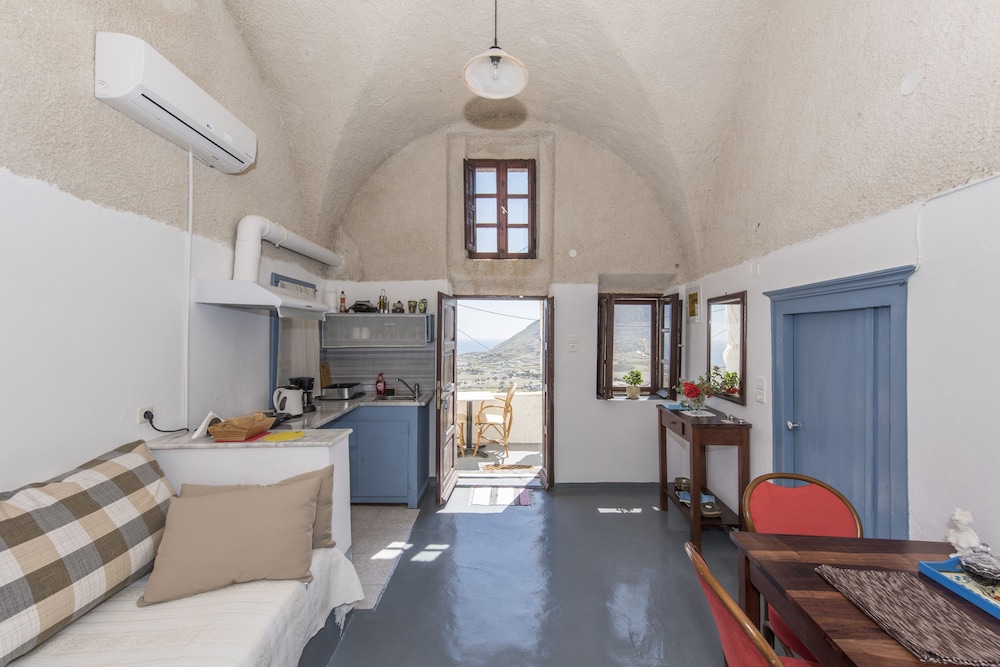 House, 1 Bedroom (Efterpi) photo 1