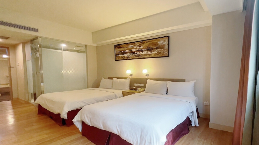 Quadruple Room, 2 Double Beds photo 3