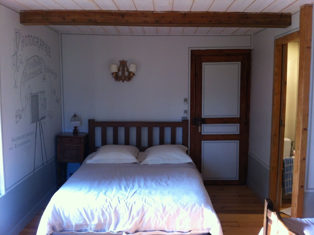 Family Room, 2 Double Beds photo 3
