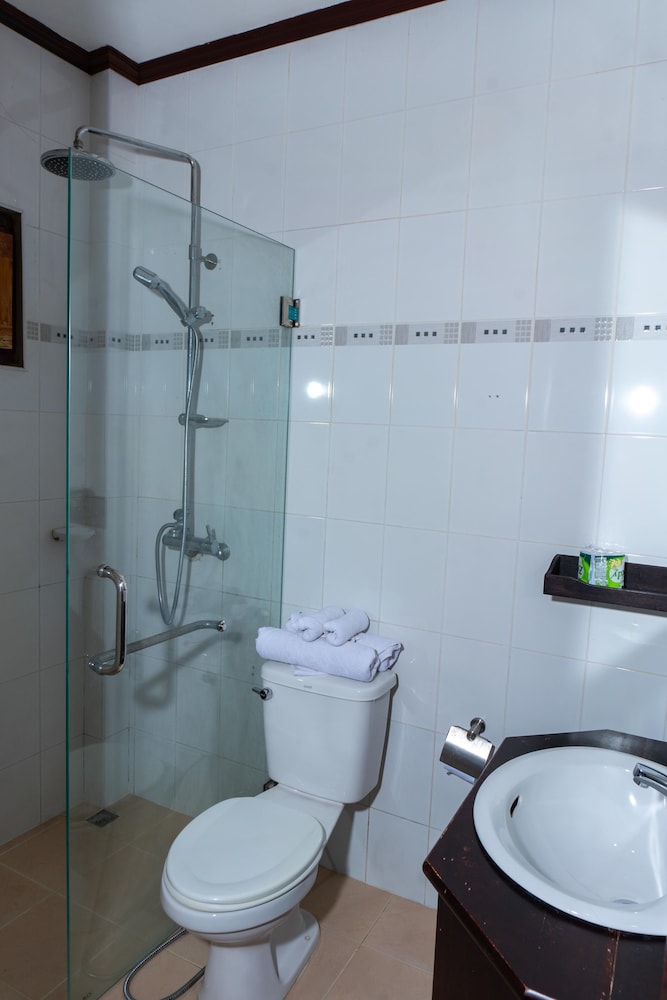 Deluxe Twin Room - Photo 18