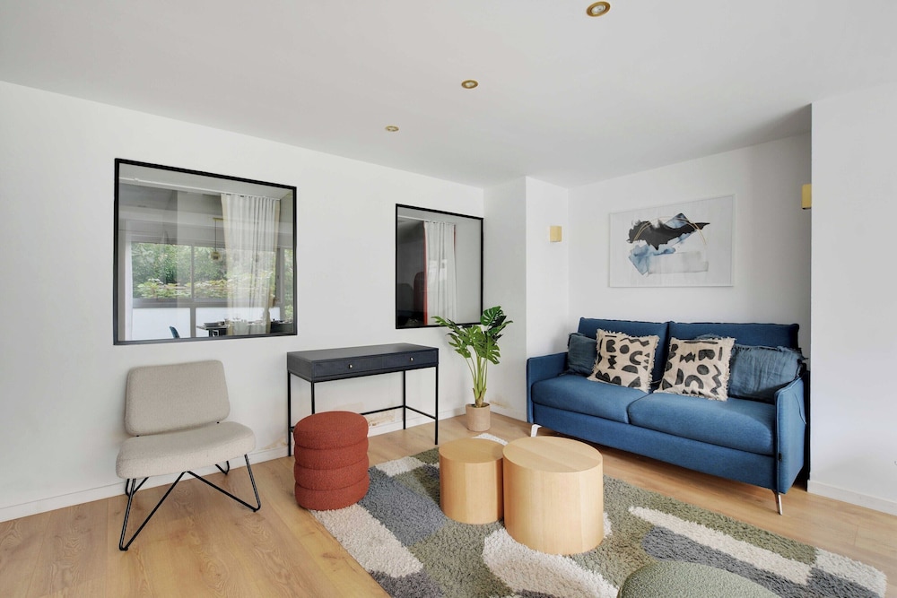 Apartment photo 1