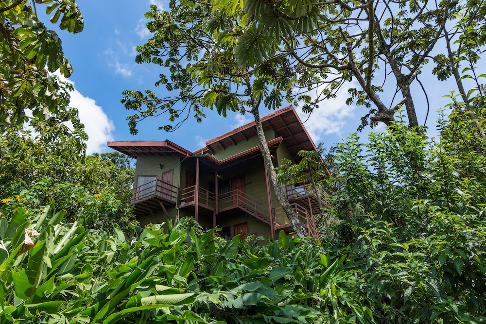 Standard Room, Multiple Beds, Garden View, Ground Floor - Photo 2