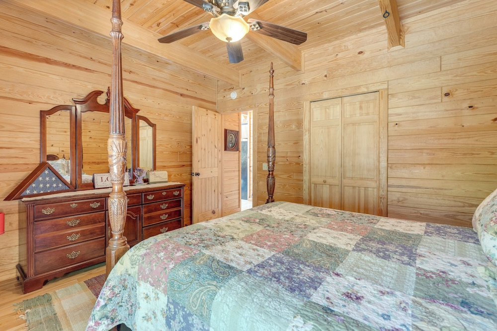 House (2 Bedrooms) photo 1