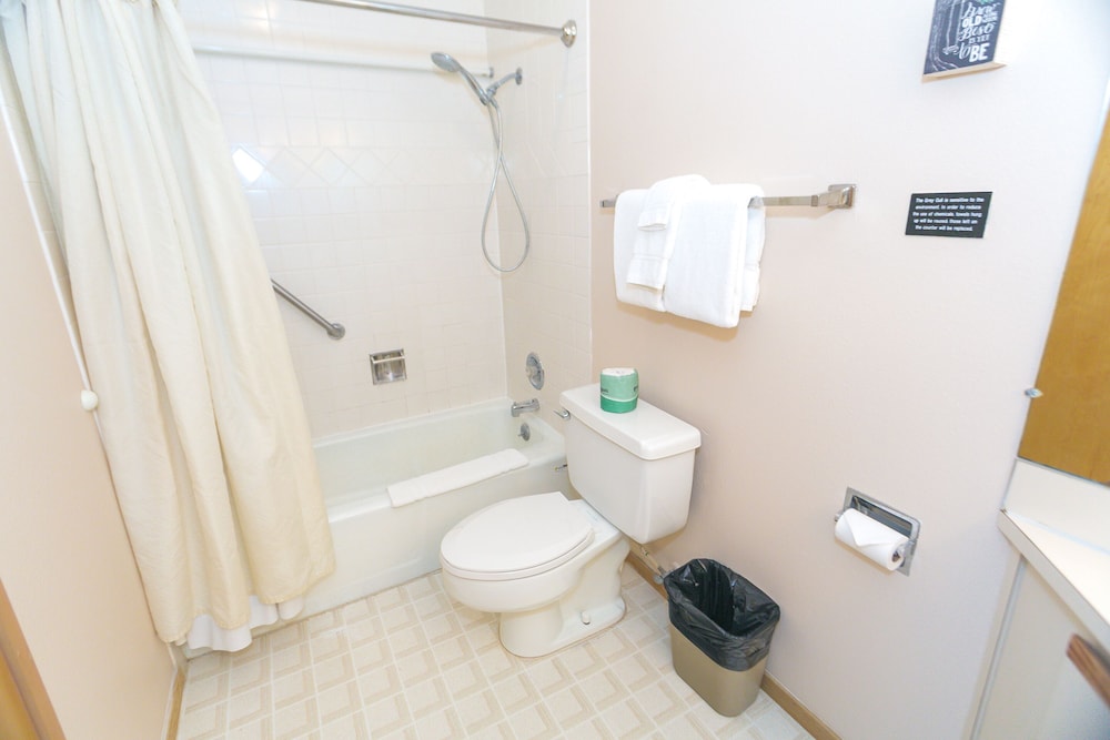 Premium Room, 1 King Bed with Sofa bed, Kitchen, Ocean View (Premium One Bedroom Deluxe Unit-Room) - Photo 15