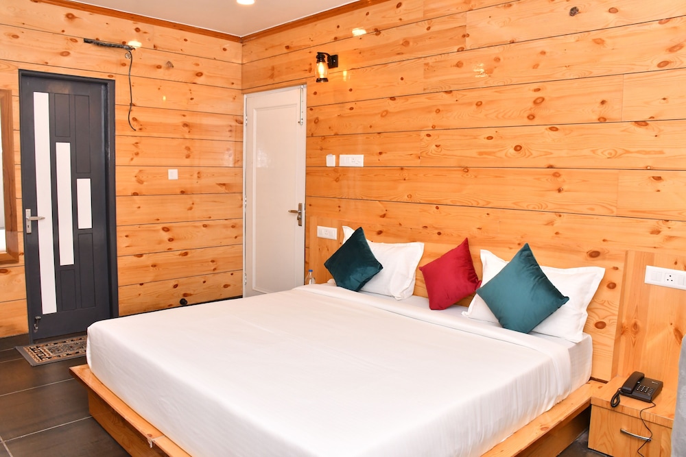 Deluxe Room - Photo 1
