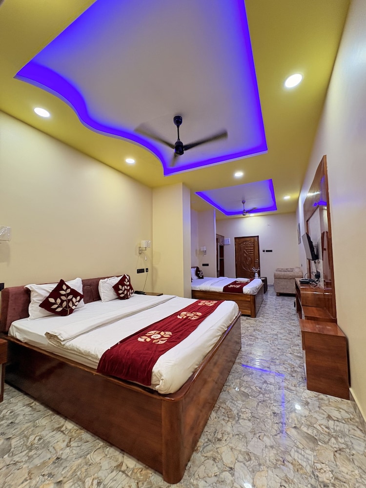 Deluxe Quadruple Room
