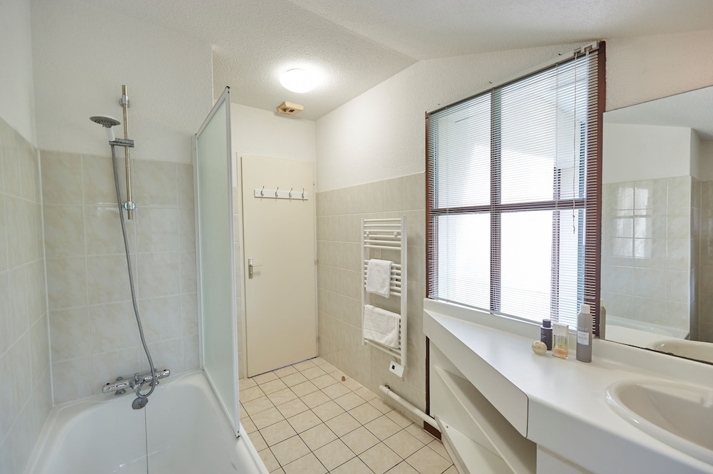 Comfort Townhome photo 3