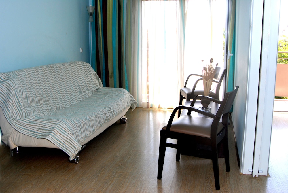 Quadruple Room, Multiple Beds, Non Smoking photo 3