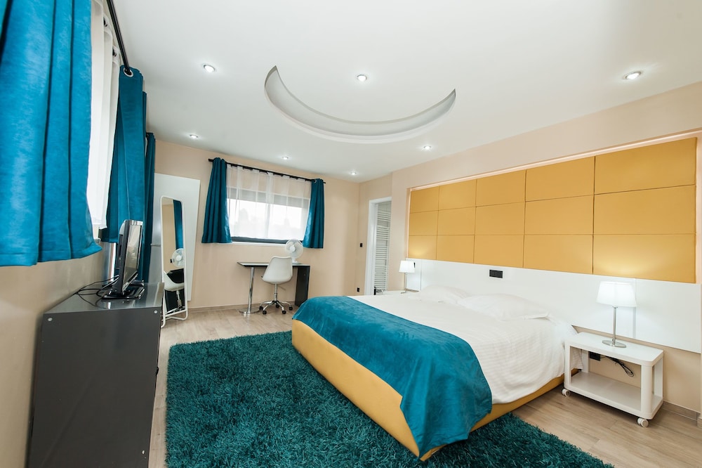 Superior Room (Deluxe) photo 2