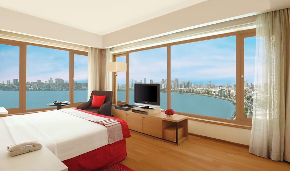 Suite (Trident)
