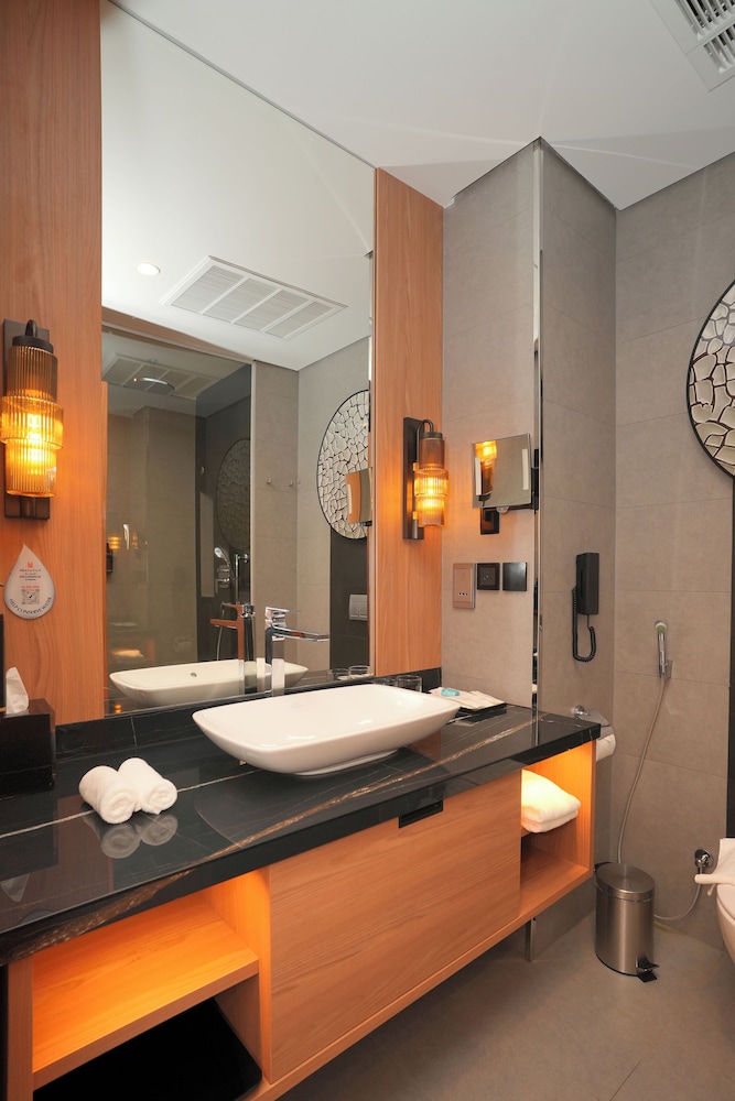 Executive Room, 2 Twin Beds - Photo 4