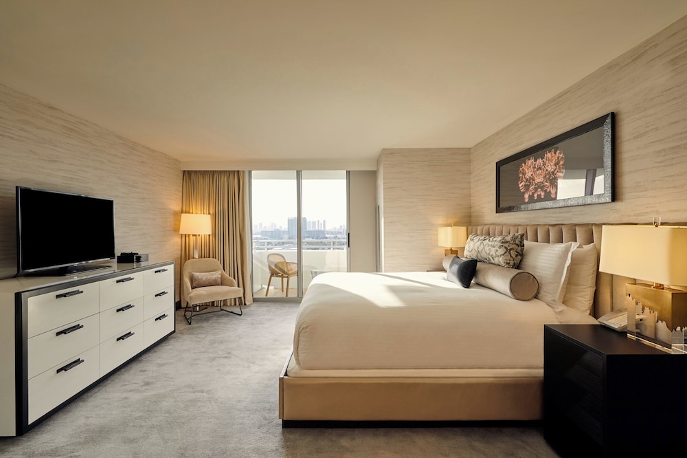 Presidential Suite, Balcony