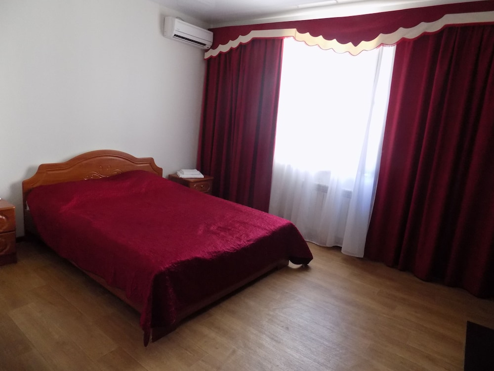 Classic Double Room, 1 Queen Bed, Non Smoking photo 3