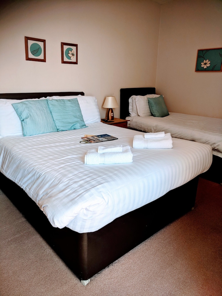 Superior Double or Twin Room (Second Floor) photo 3