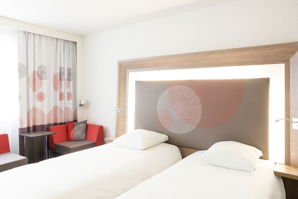 Standard Room, 1 Double Bed (Accessible) photo 2