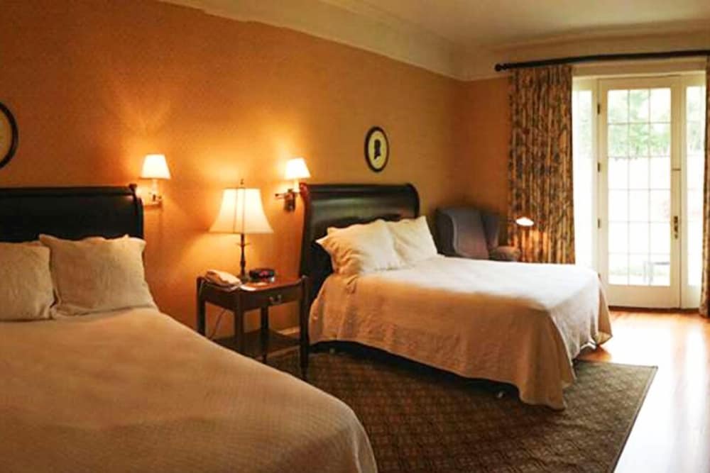 Deluxe Room - Photo 1