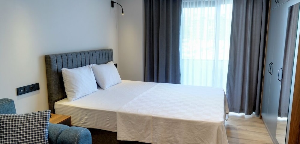 Deluxe Twin Room photo 2