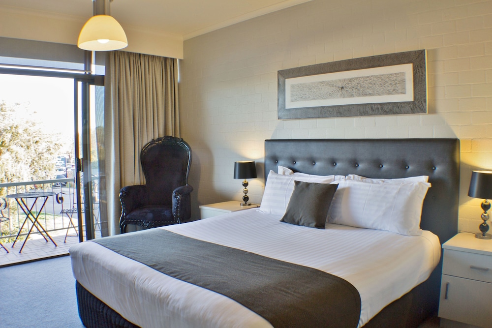 Luxury Apartment photo 2