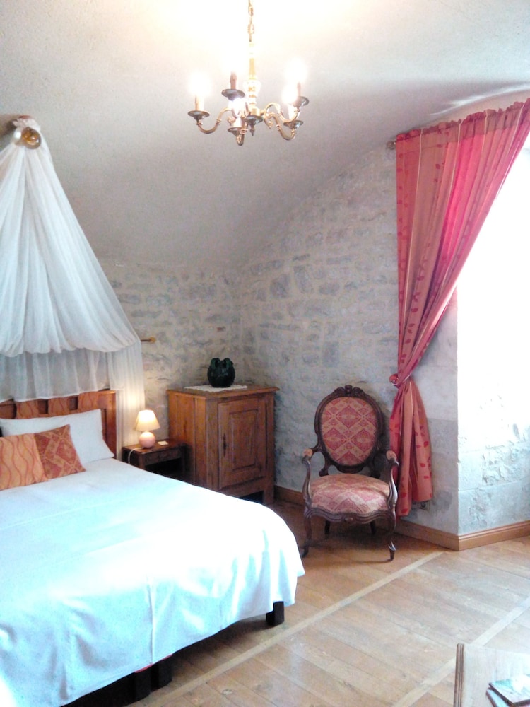 Superior Room (with shower) photo 2