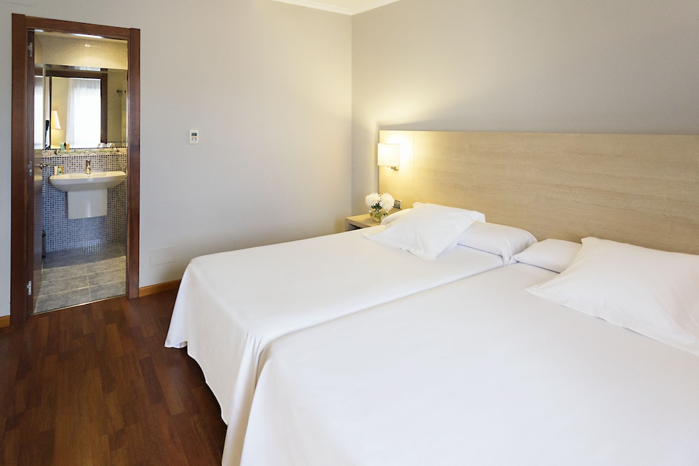 Double Room, 1 Double or 2 Twin Beds - Photo 4