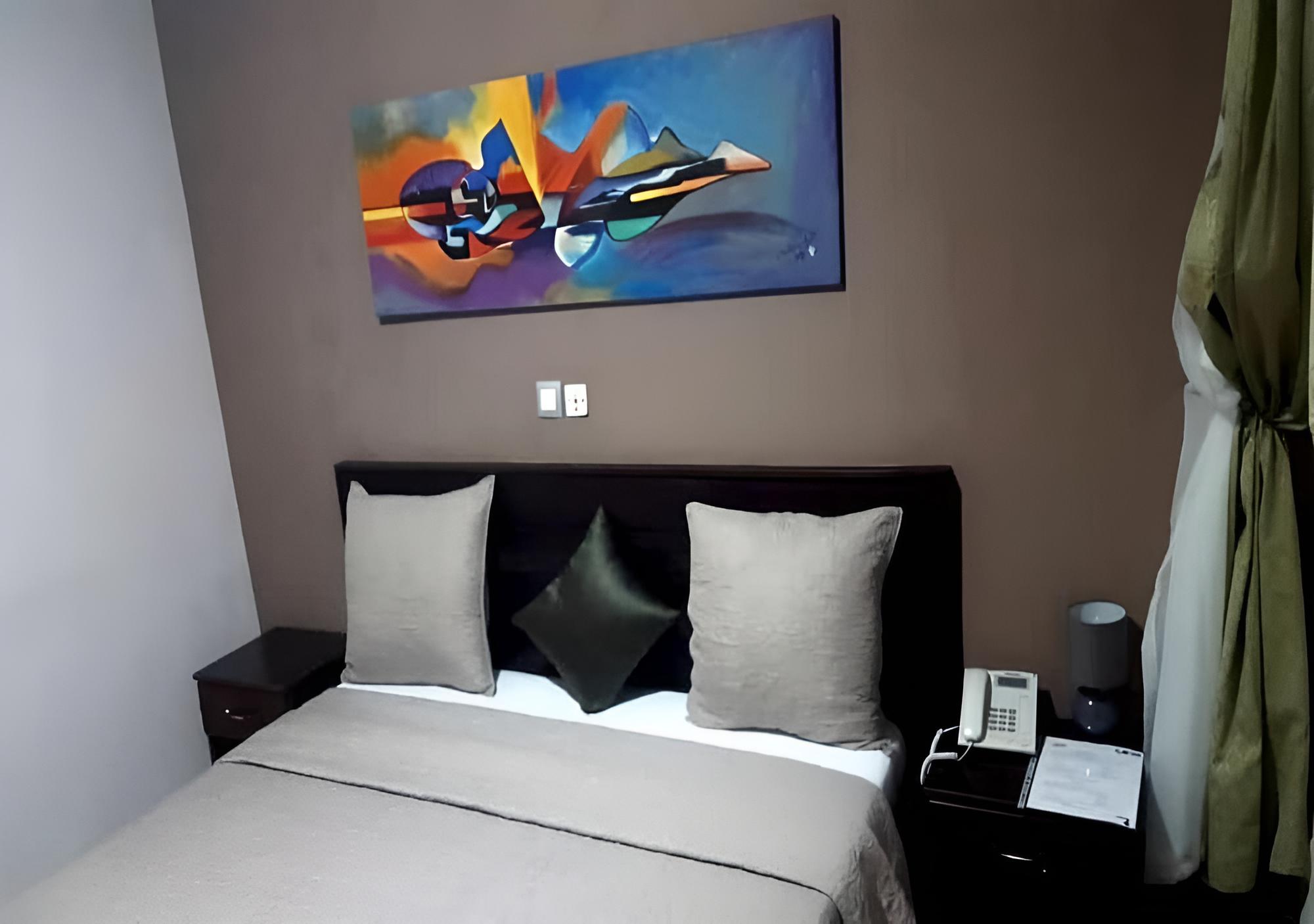 Standard Room photo 1