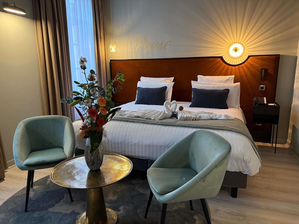 Privilege, Room, 1 King Bed