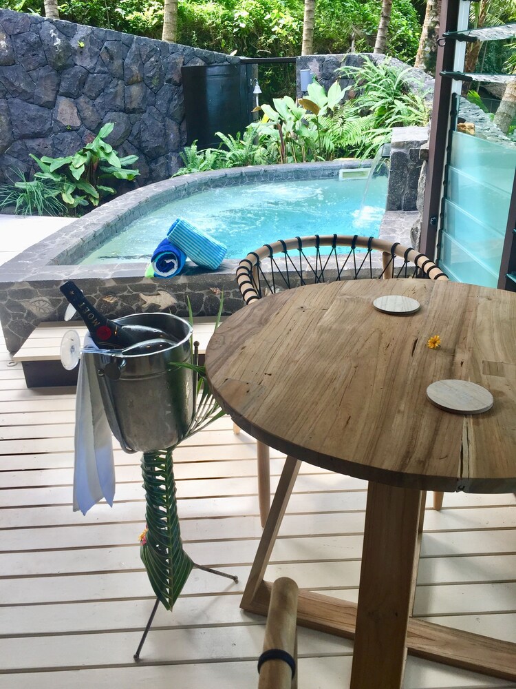 Lagoon View Spa Pool Villa photo 2