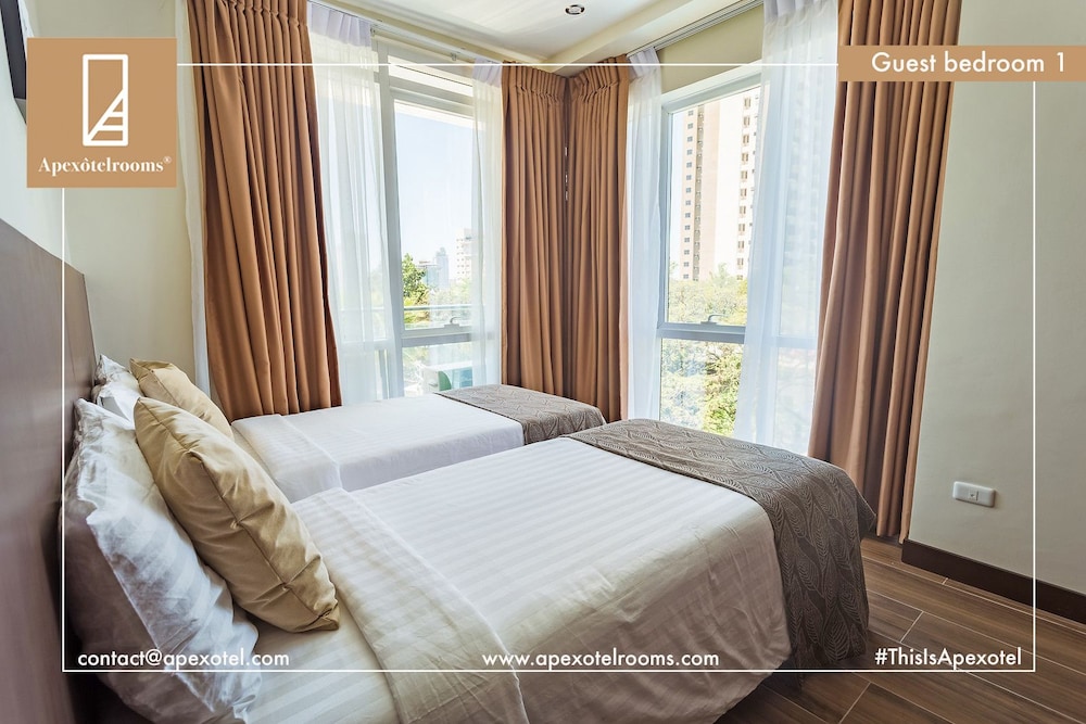 Deluxe Suite, 3 Bedrooms, 2 Bathrooms, Kitchen, with View photo 3