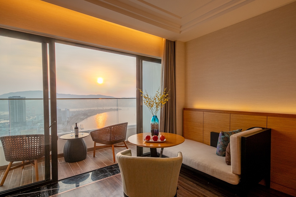 Premium Oceanview Dbl - Photo 13