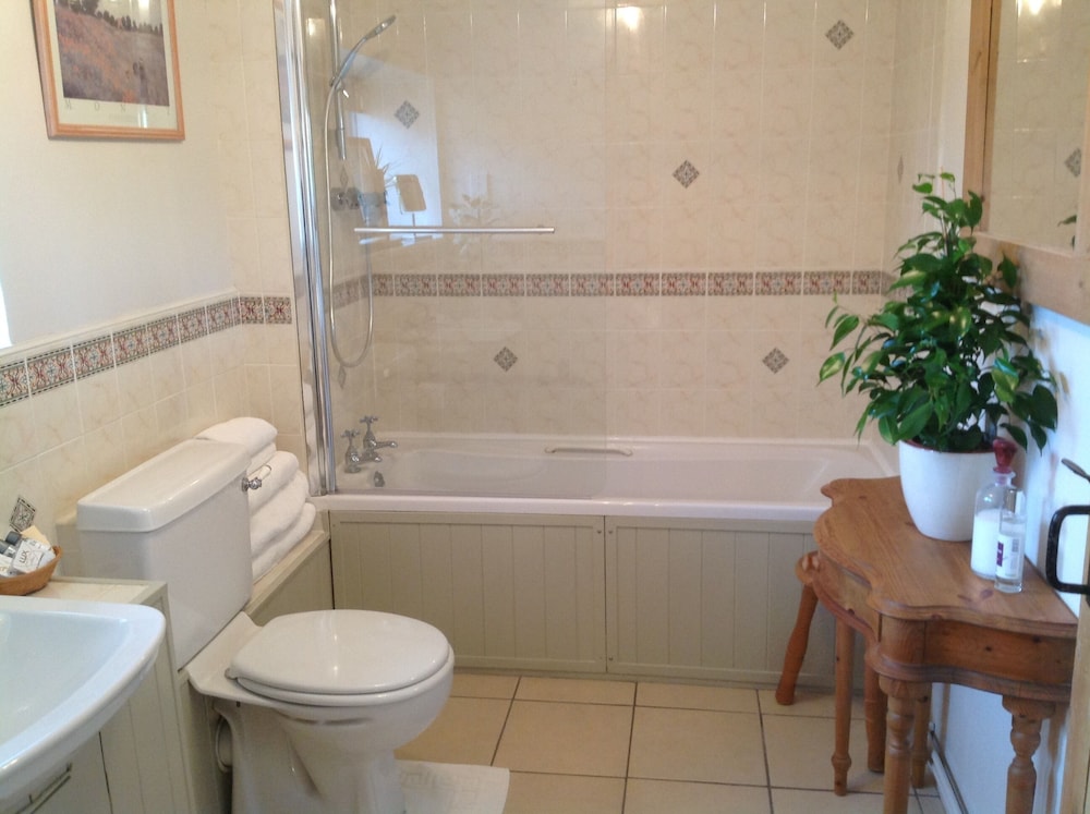Luxury Double Room, Private Bathroom (Room 2) photo 2