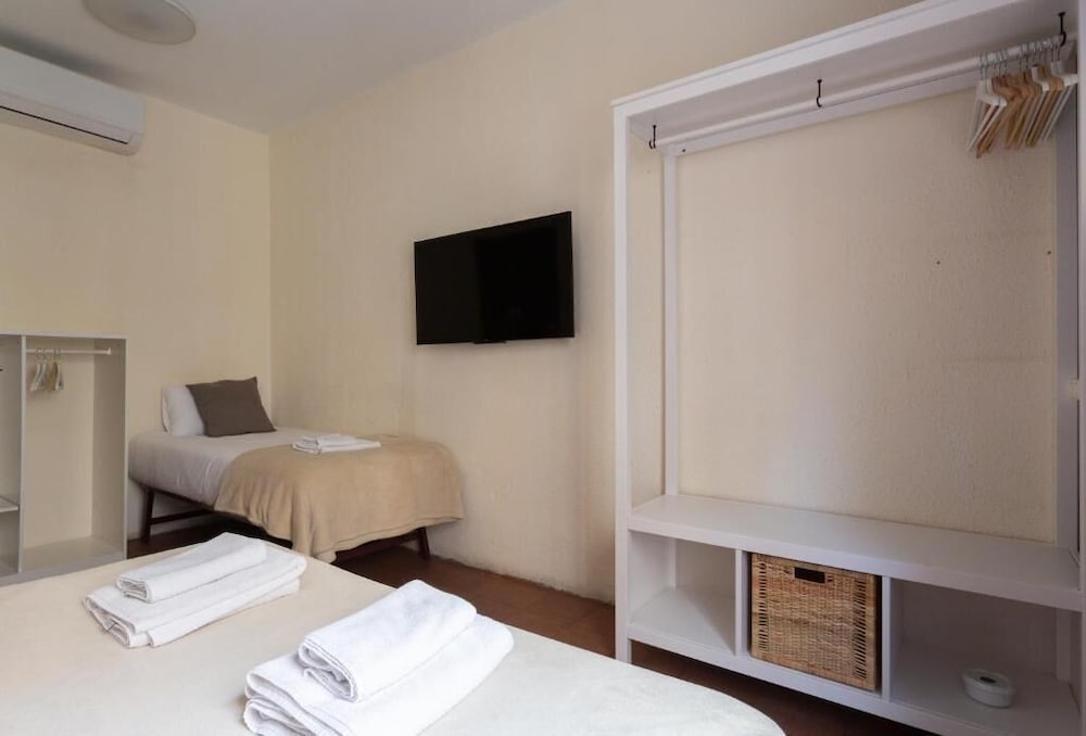 Triple Room, Balcony photo 3