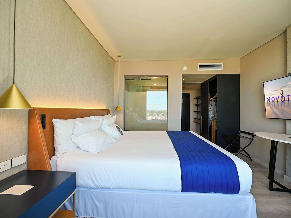 Superior Room, 1 King Bed - Photo 3
