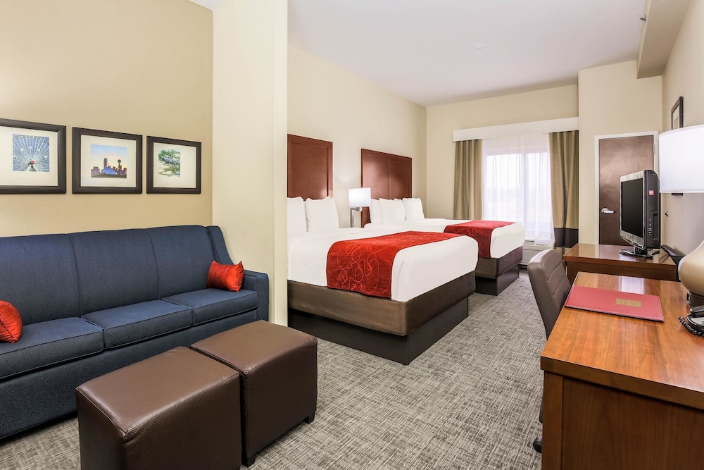 Room, Multiple Beds, Non Smoking - Photo 1