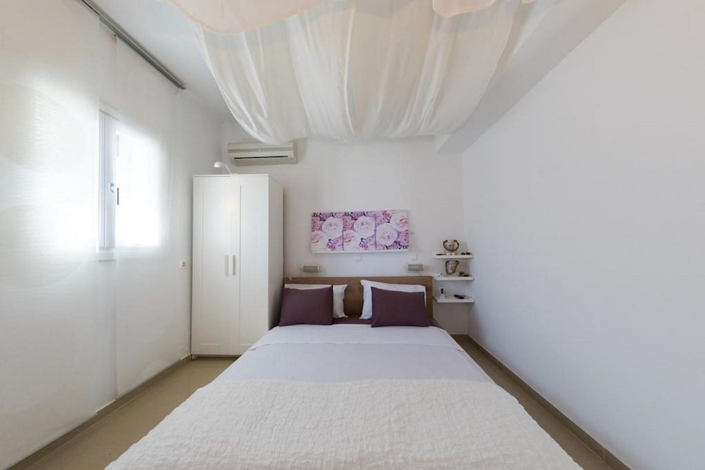 Basic Apartment, Sea View photo 1