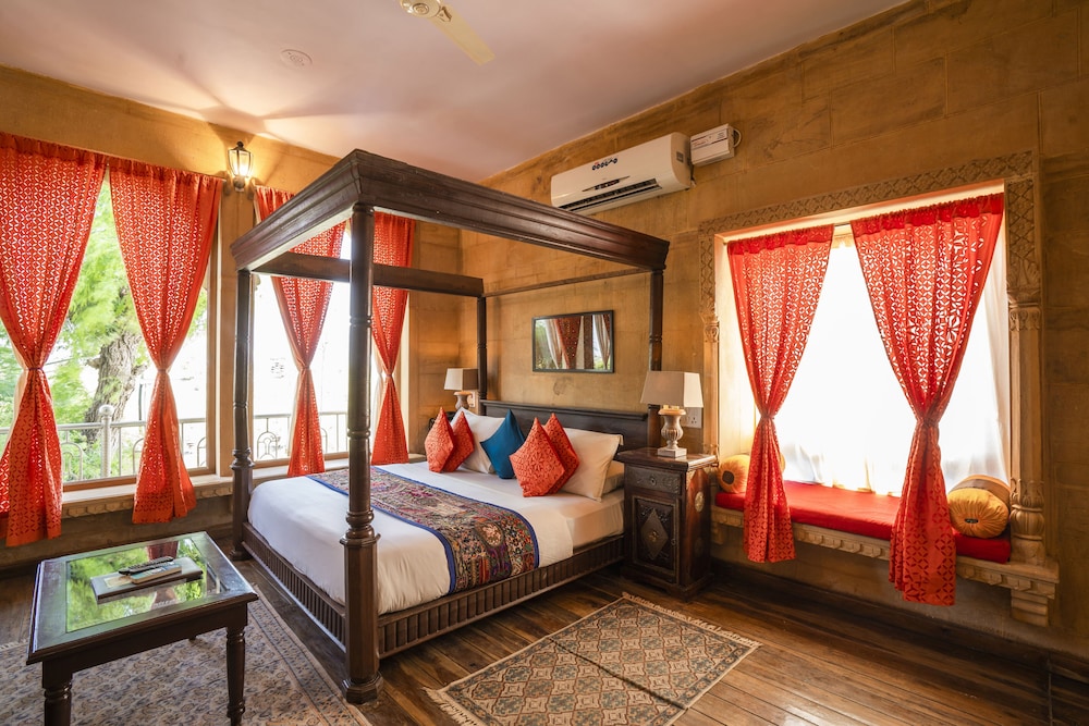 Superior Double Room, 1 King Bed, Non Smoking photo 2