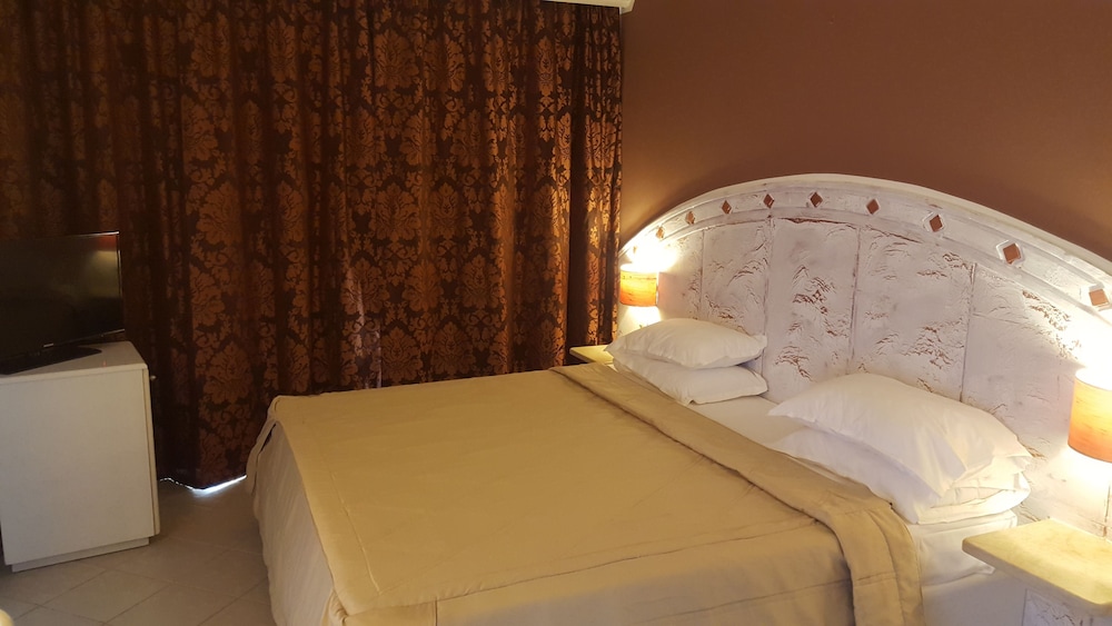 Deluxe Quadruple Room photo 3