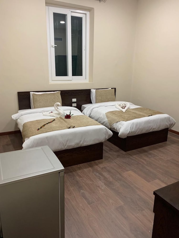 Junior Double or Twin Room - Photo 3