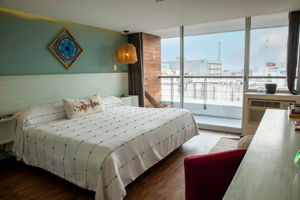 Suite King - Photo 1