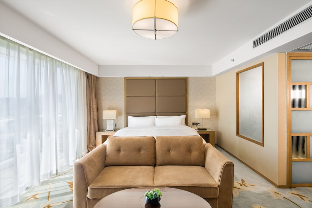 Deluxe Room, Balcony photo 3
