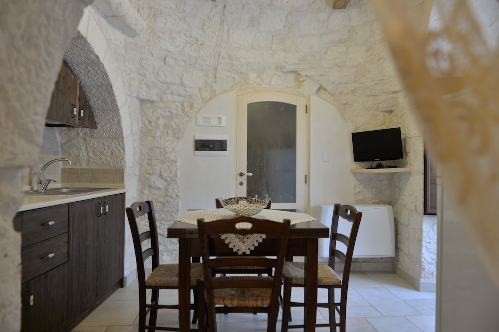 Trullo (5 pax) photo 2