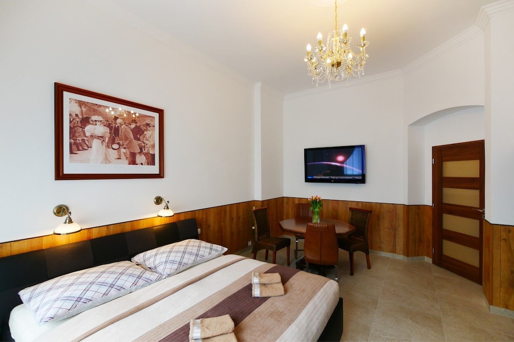 Superior Apartment, 2 Bedrooms, Ground Floor photo 3