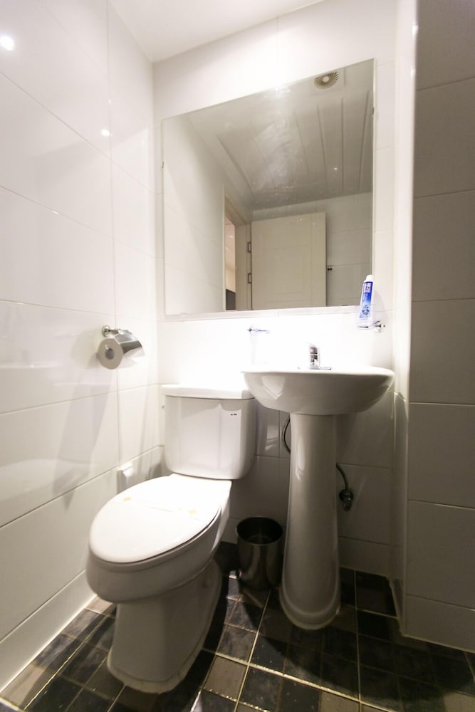 Standard Room photo 3