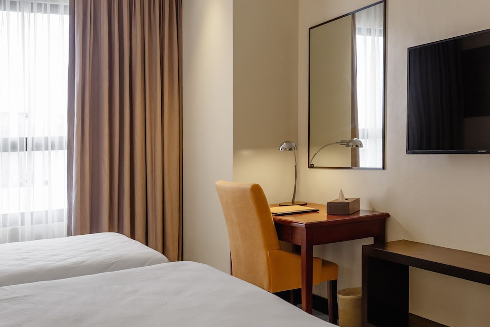 Premier Room