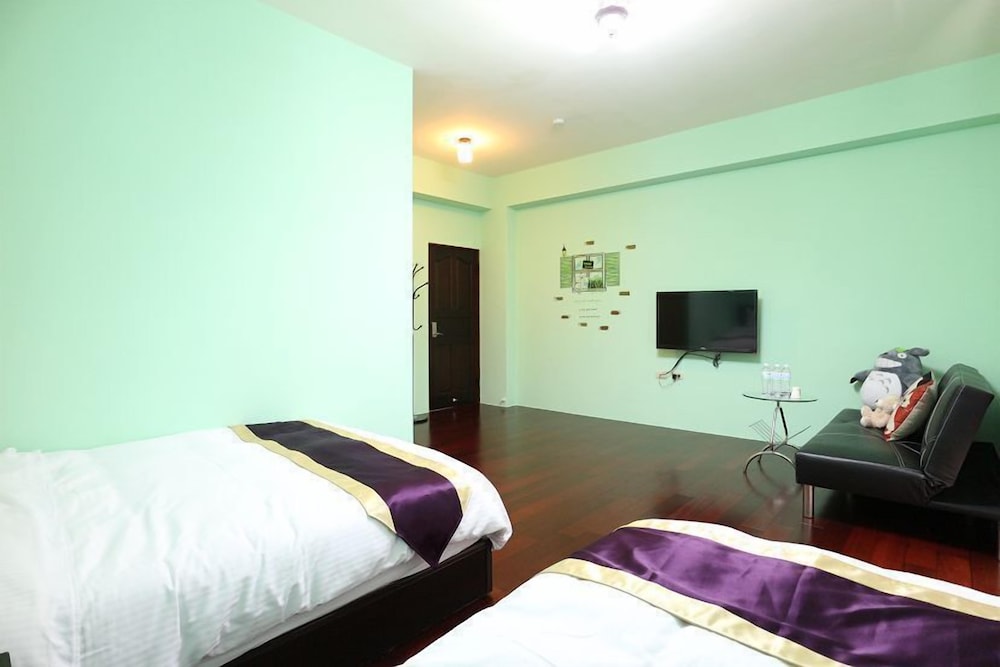 Triple Room (Green Playground-302) photo 1