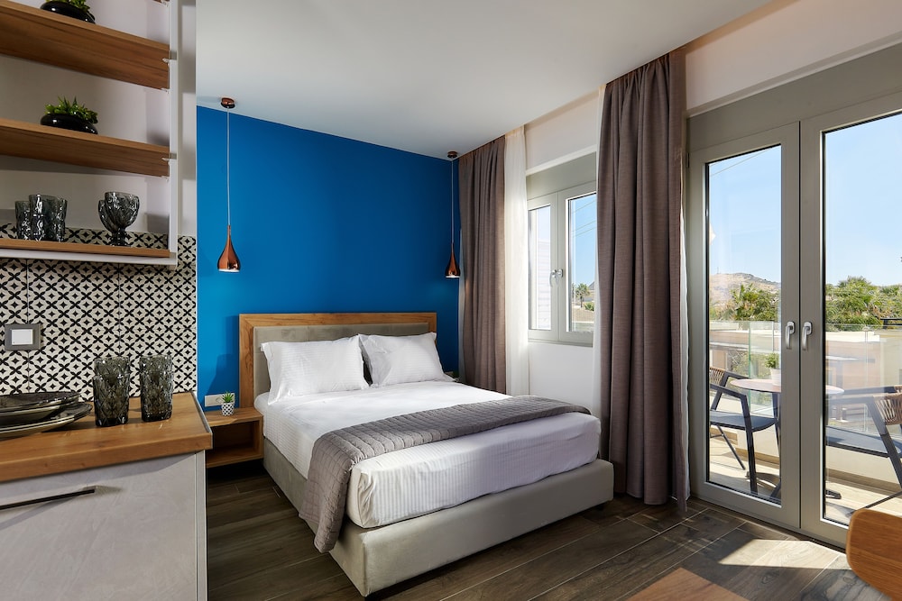 Junior Suite with Garden View - Photo 1