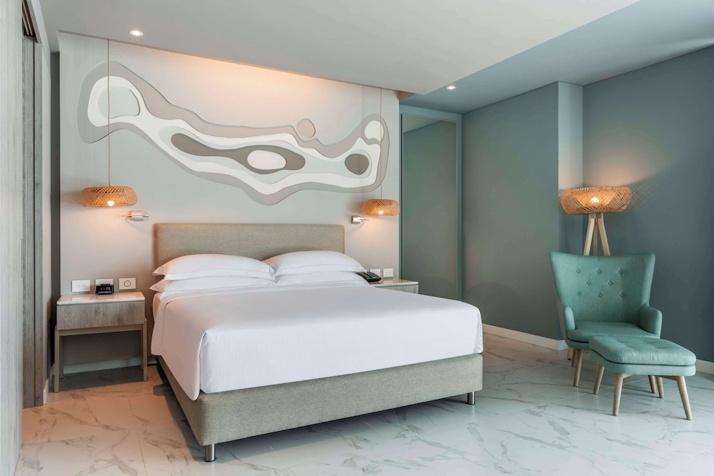 Junior Room, 1 King Bed, Ocean View photo 1